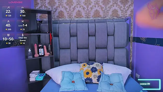 Snapshot of Lila_Pinky chatting on 2, 10, 2025 Lila Pinky online show from 2, 10, 2025