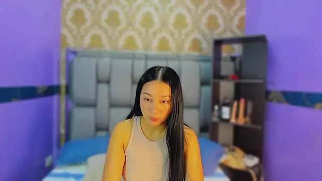 Snapshot of Lila_Pinky chatting on 13, 11, 2025 Lila Pinky online show from 13, 11, 2025