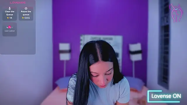 Snapshot of Lila_Pinky chatting on 8, 11, 2025 Lila Pinky online show from 8, 11, 2025