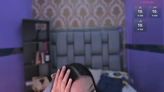 Snapshot of Lila_Pinky chatting on 28, 11, 2025 Lila Pinky online show from 28, 11, 2025