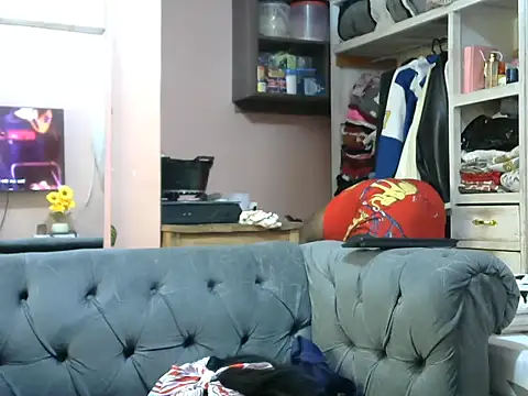 Snapshot of slender-qwene chatting on 21, 6, 2026 slender-qwene online show from 21, 6, 2026