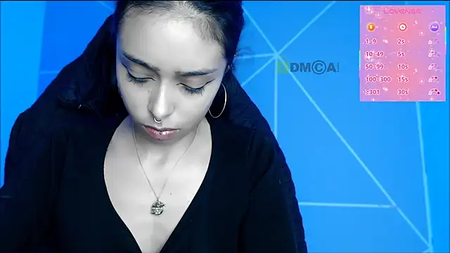 lilylouisee online show from 21, 4, 2026