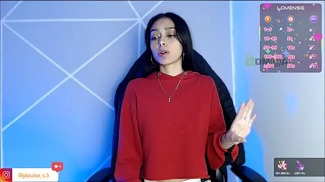 lilylouisee online show from 6, 4, 2026
