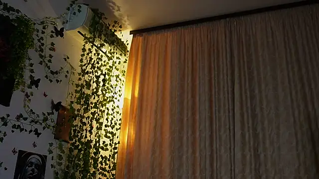 NaughtYHomemadE online show from 3, 3, 2025