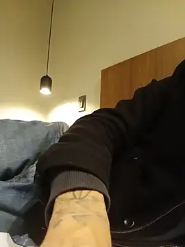 Nicomxn online show from 1, 6, 2026