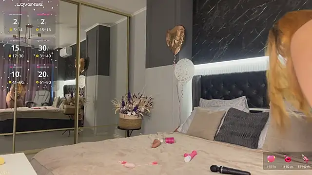 XtraHotX online show from 12, 3, 2025