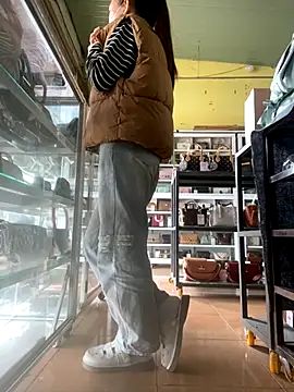 Snapshot of Rosa_998 chatting on 28, 11, 2025 Rosa 998 online show from 28, 11, 2025