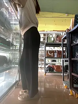 Snapshot of Rosa_998 chatting on 23, 10, 2025 Rosa 998 online show from 23, 10, 2025