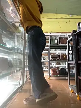 Snapshot of Rosa_998 chatting on 29, 10, 2025 Rosa 998 online show from 29, 10, 2025