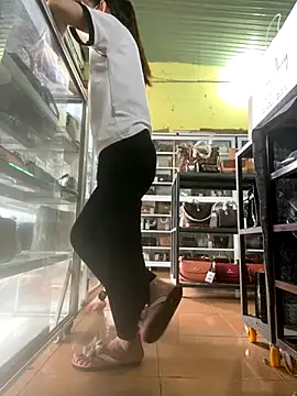 Snapshot of Rosa_998 chatting on 17, 11, 2025 Rosa 998 online show from 17, 11, 2025