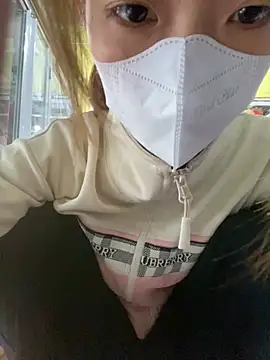 Snapshot of Rosa_998 chatting on 19, 3, 2025 Rosa 998 online show from 19, 3, 2025