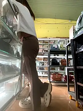 Snapshot of Rosa_998 chatting on 22, 11, 2025 Rosa 998 online show from 22, 11, 2025