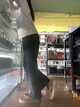 Snapshot of Rosa_998 chatting on 18, 10, 2025 Rosa 998 online show from 18, 10, 2025