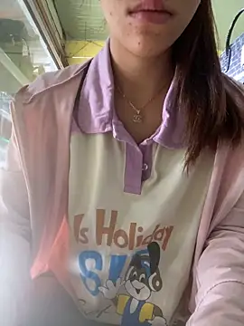 Snapshot of Rosa_998 chatting on 11, 11, 2025 Rosa 998 online show from 11, 11, 2025