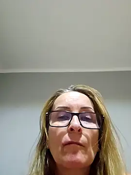 Steffi45 online show from 2, 12, 2025