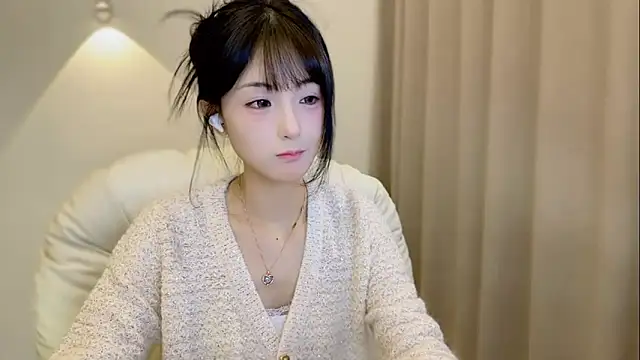 SHUIshui  online show from 19, 10, 2025