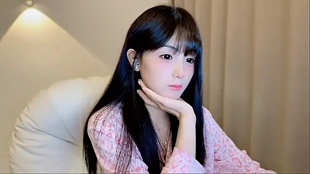 SHUIshui  online show from 29, 10, 2025