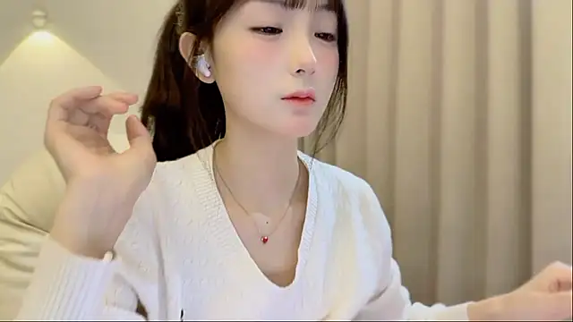 SHUIshui  online show from 3, 11, 2025