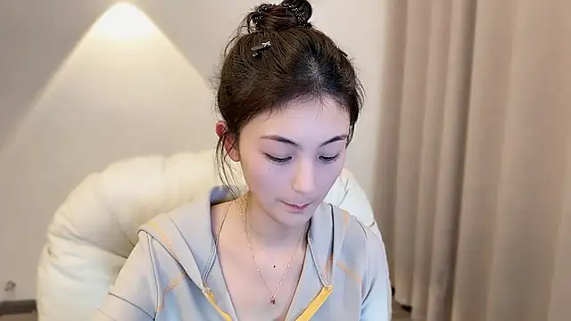 SHUIshui  online show from 13, 3, 2026