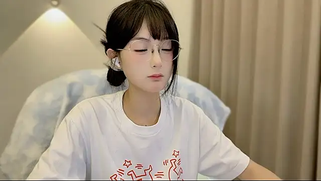 SHUIshui  online show from 16, 10, 2025