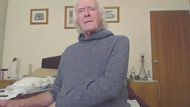 WaverlyKernow online show from 26, 2, 2025