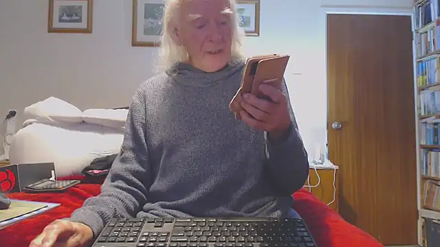 WaverlyKernow online show from 29, 10, 2025