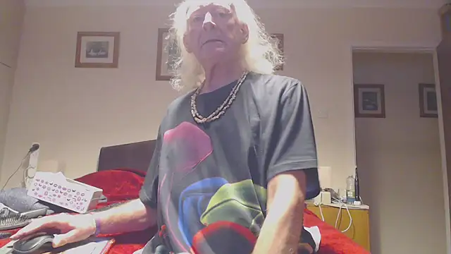 WaverlyKernow online show from 17, 12, 2025