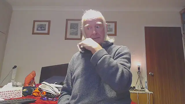 WaverlyKernow online show from 15, 10, 2025