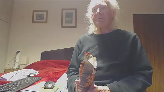 WaverlyKernow online show from 15, 12, 2025