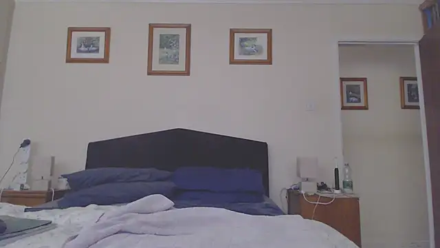 WaverlyKernow online show from 12, 7, 2026