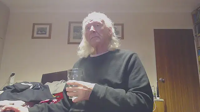 WaverlyKernow online show from 14, 12, 2025