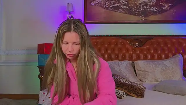 Real Tini online show from 15, 12, 2025