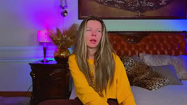 Real Tini online show from 2, 12, 2025