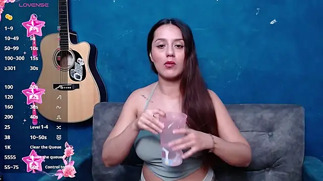 Natalielovee  online show from 9, 2, 2025