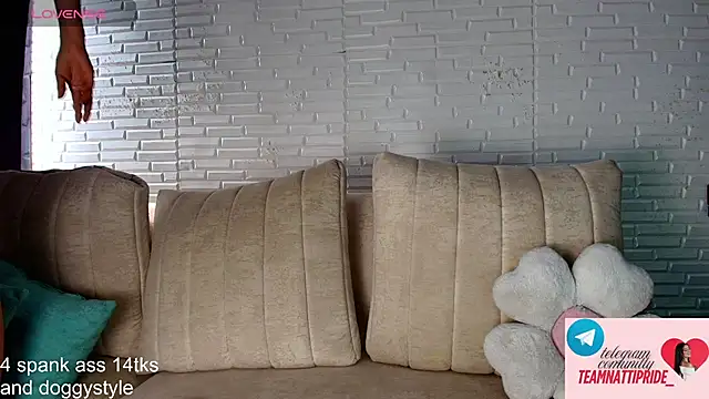 natashapridee  online show from 16, 10, 2025