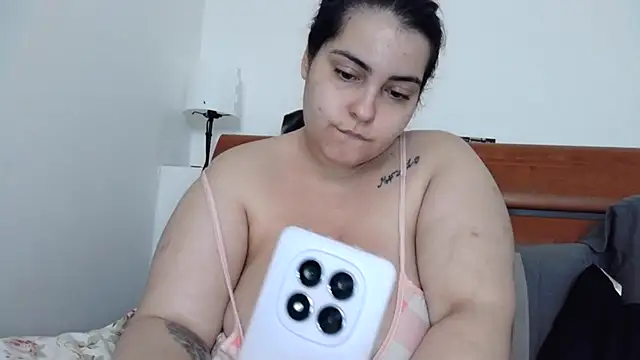 Snapshot of SweetCandyPussy_ chatting on 10, 2, 2026 SweetCandyPussy online show from 10, 2, 2026