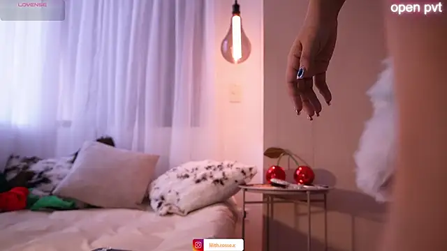 lilith  rosse online show from 2, 12, 2025