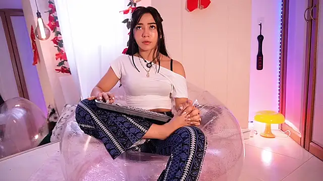 lilith  rosse online show from 21, 12, 2025