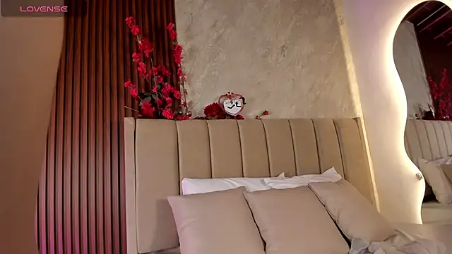 lilith  rosse online show from 9, 9, 2025