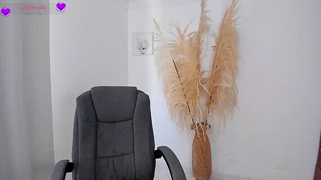 sarita1412 online show from 2, 11, 2025