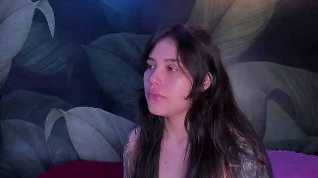 Snapshot of sweett_dirty chatting on 8, 11, 2025 sweett dirty online show from 8, 11, 2025