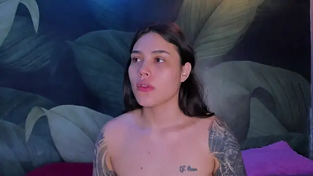 Snapshot of sweett_dirty chatting on 4, 11, 2025 sweett dirty online show from 4, 11, 2025