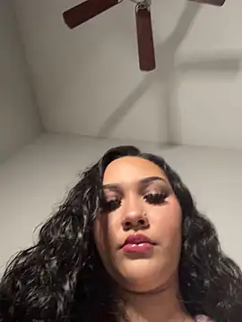 Lickplayofficial online show from 27, 5, 2026