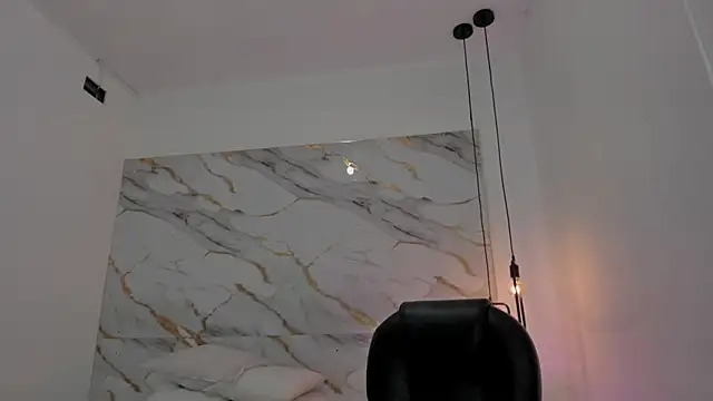 pretty ariiel online show from 13, 2, 2026