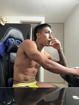 Snapshot of sendfer chatting on 16, 3, 2025 sendfer online show from 16, 3, 2025