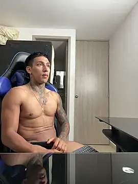 Snapshot of sendfer chatting on 18, 3, 2025 sendfer online show from 18, 3, 2025