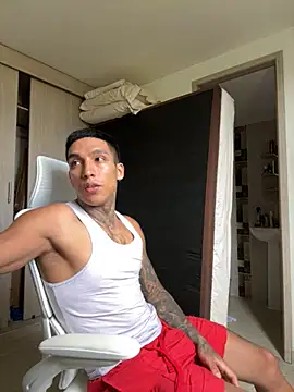 Snapshot of sendfer chatting on 2, 10, 2025 sendfer online show from 2, 10, 2025