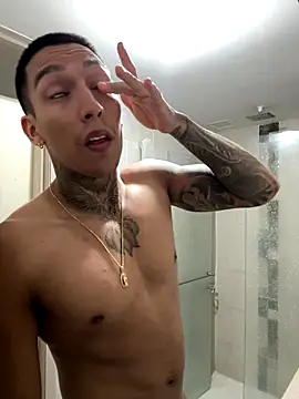 Snapshot of sendfer chatting on 20, 11, 2025 sendfer online show from 20, 11, 2025