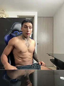 Snapshot of sendfer chatting on 12, 3, 2025 sendfer online show from 12, 3, 2025