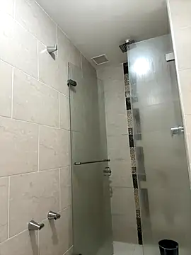 Snapshot of sendfer chatting on 11, 10, 2025 sendfer online show from 11, 10, 2025